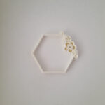 Cvetni ram šestougao