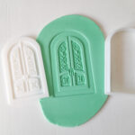 Rezbarena vrata modla